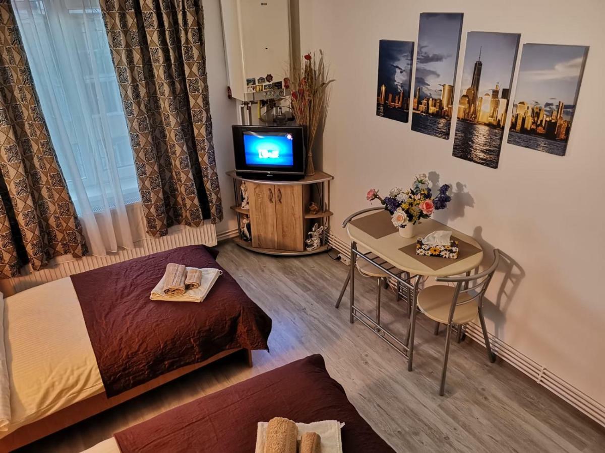 Central Studio חונדוארה מראה חיצוני תמונה