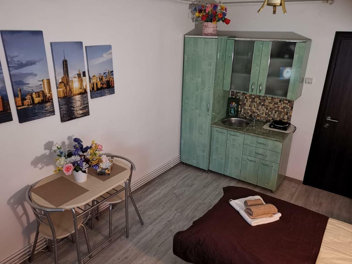 Central Studio חונדוארה מראה חיצוני תמונה